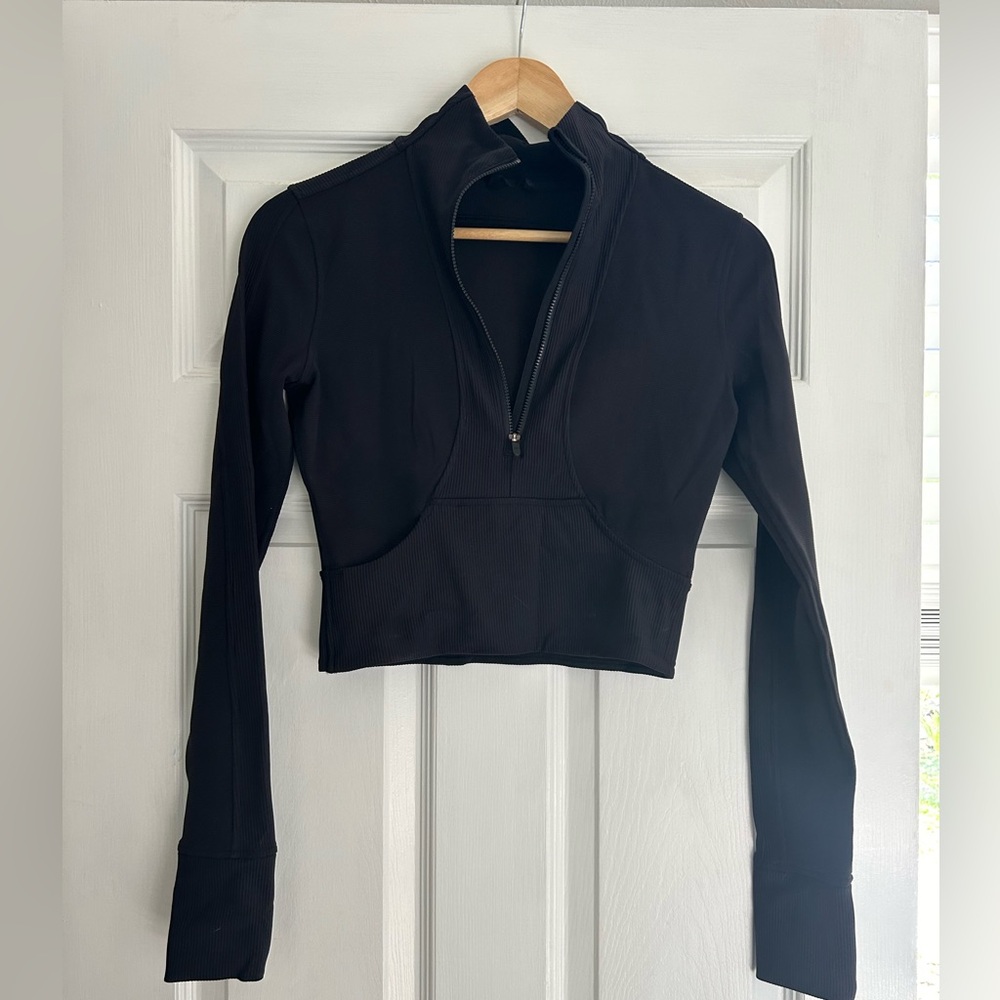 Lululemon Black pullover jacket